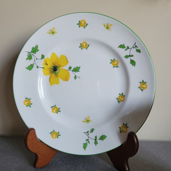 NWOT/Box Royal Victoria Fine Bone China England Plate & Mug/Cup W/Handle Set - Picture 3 of 14